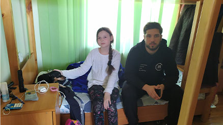 Волонтерський центр на вулиці Білецькій, у Тернополі допомагає людям, які залишились без даху над головою.