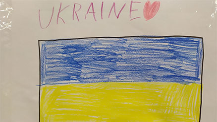 Благодійний фонд Ігоря Гуди «Твори добро» передав дитячі малюнки разом з гуманітарною допомогою